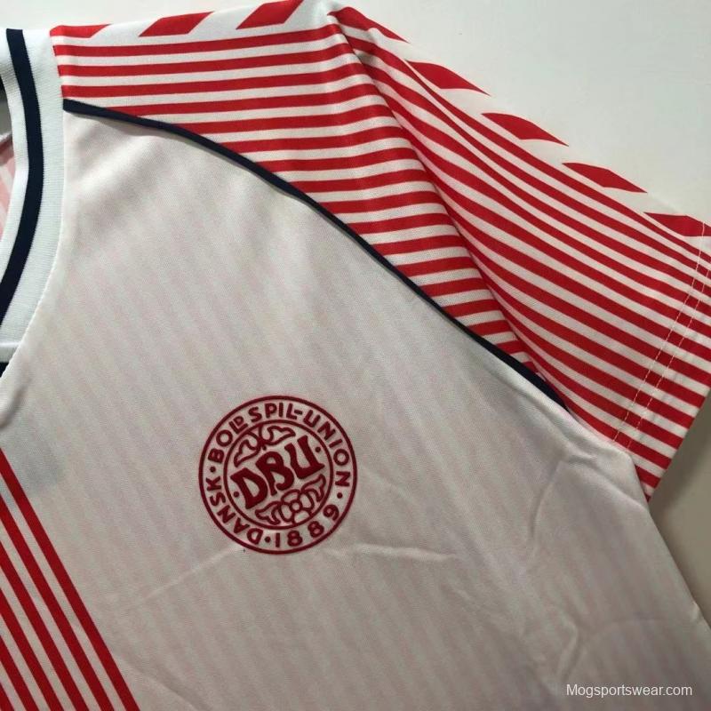 Retro 1986 Denmark Away Soccer Jersey